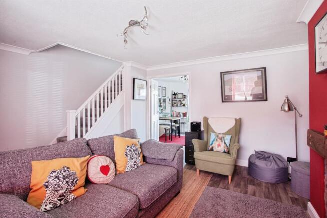 3 bed Semi-Detached for sale Image 6