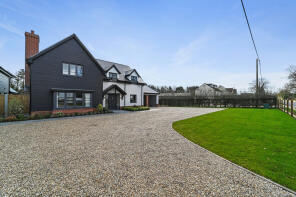 2, The Paddocks, Turnpike Close, Ardleigh CO7 7QW