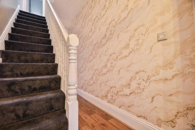 3 bed Terraced for sale Image 8