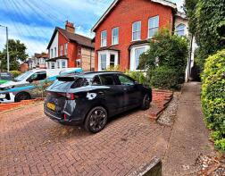 76, Crescent Road, Brentwood CM14 5JG