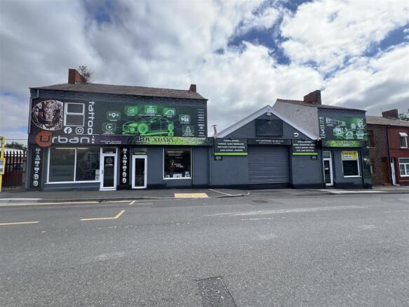 Studio parking on Junction Lane, St. Helens, £450,000