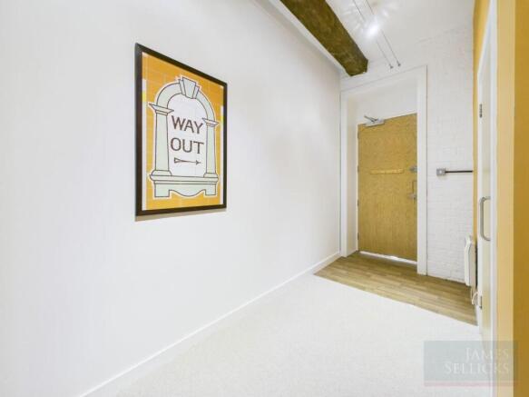 Private Entrance Hall