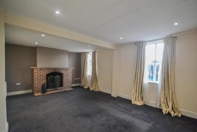 Pillmoss Lane, Lower Whitley, Warrington, WA4 photo 4