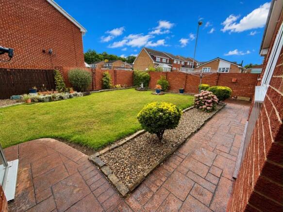 3 bed Detached Bungalow for sale Image 12