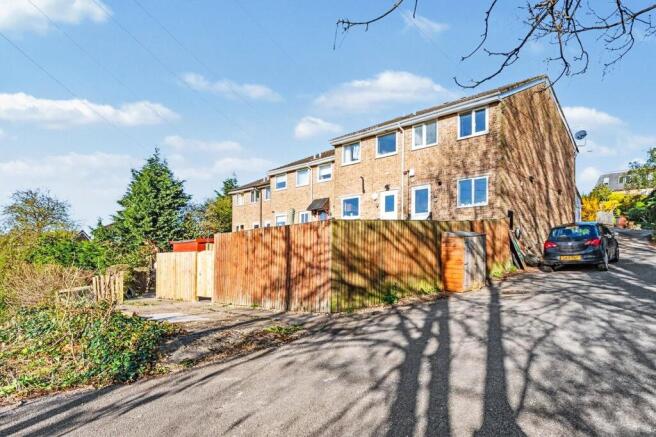 2 bed Terraced for sale Image 11