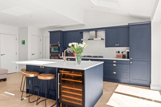 Open Plan Kitchen / Family Room