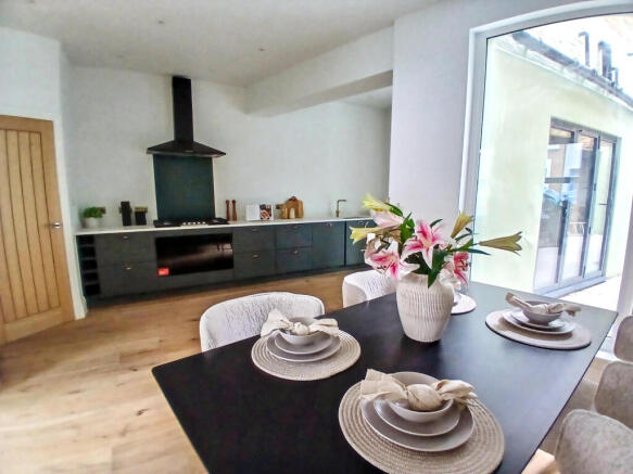Open plan kitchen diner