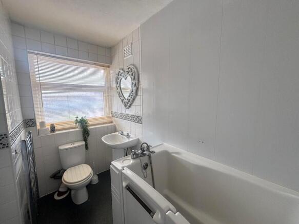 1 bed Terraced Bungalow to rent Image 11