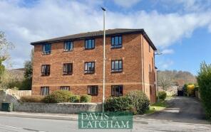 11, Buttons Yard, Warminster BA12 9NZ