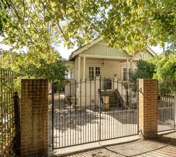 Parke Road, Sunbury-on-Thames, Surrey