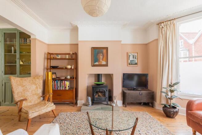 2G6RSE - Living Room A.jpg