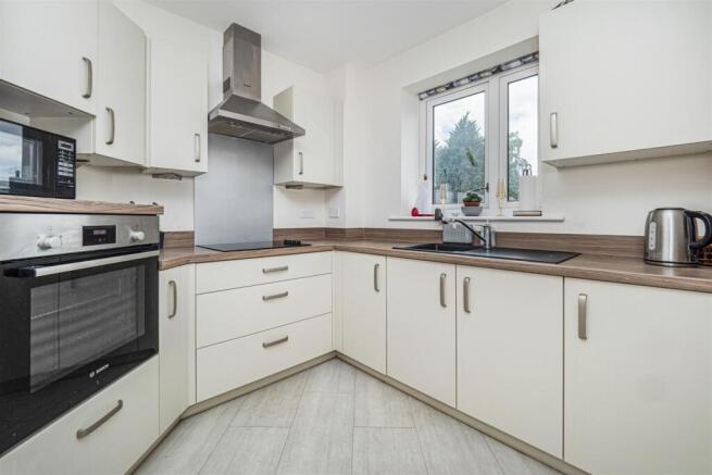 1 bed Apartment for sale Image 5