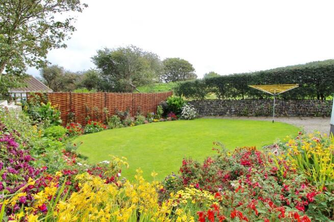 Garden 1.JPG
