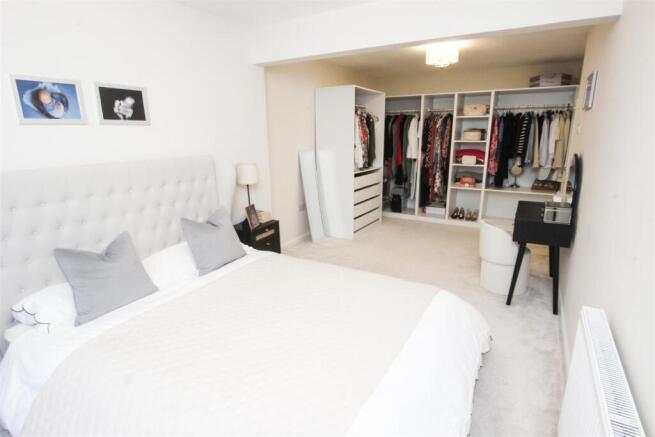 PRINCIPLE BEDROOM