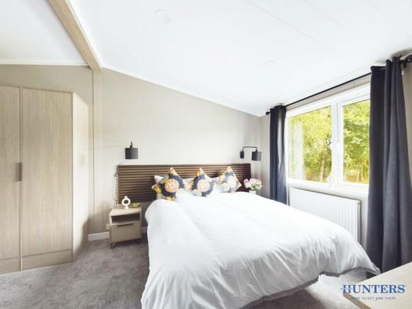 2 bed Park Home for sale Image 6