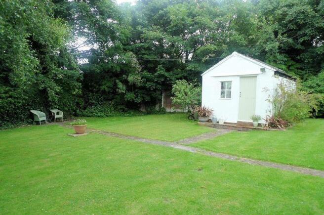 garden and sun room