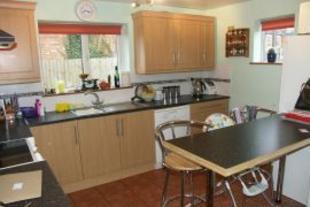 Breakfast/Kitchen