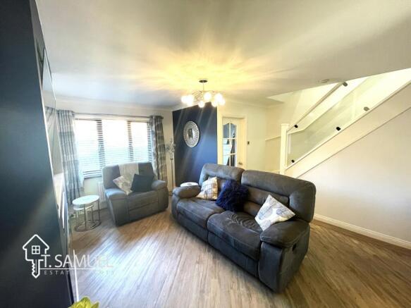 Living Room 2.JPG