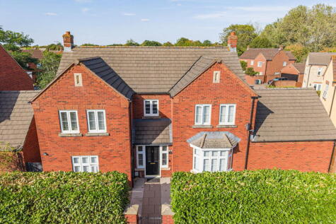 Thatcham Avenue Kingsway, Quedgeley, Gloucester, GL2 2BJ