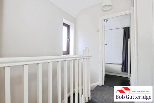 FIRST FLOOR LANDING