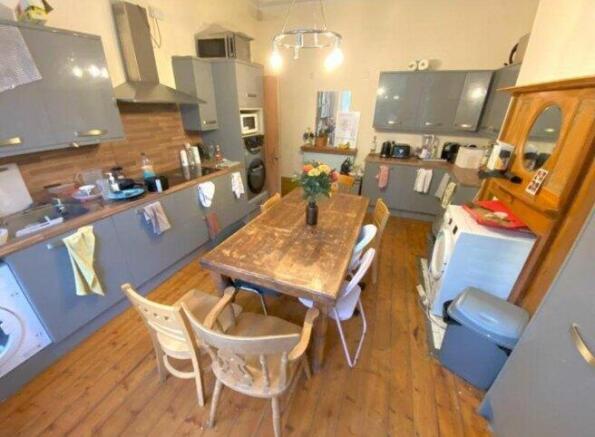 regent-park-terrace-ls6-2ax-1060496