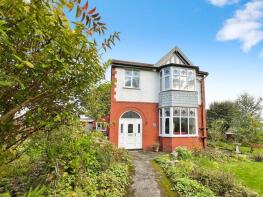 8, St Aubins Road, Bolton BL2 1LW