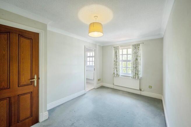 2 bed Mews for sale Image 6
