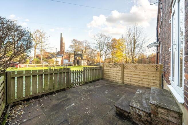 3 bed Terraced for sale Image 6