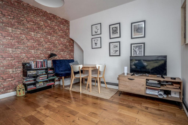 Murphy House PNG 2.png