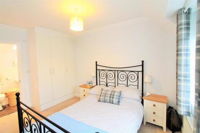Master Bedroom.JPG