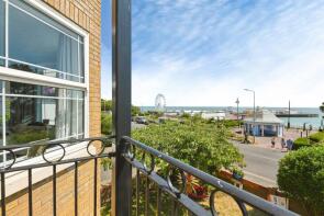 Flat 3, Millennium Court, Marine Parade West, Clacton-on-sea CO15 1LP