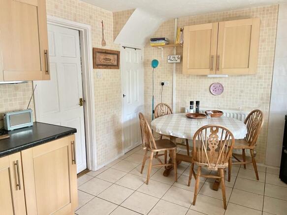 Kitchen/Dining