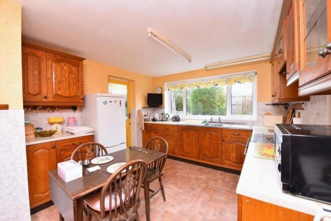 Kitchen-Breakfast Room