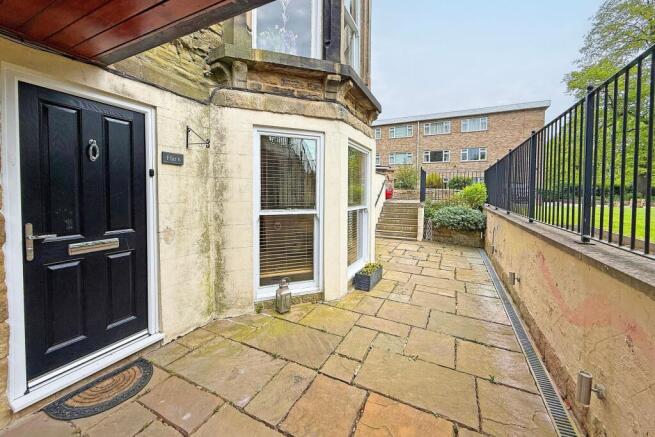 2 bed Flat for sale Image 10