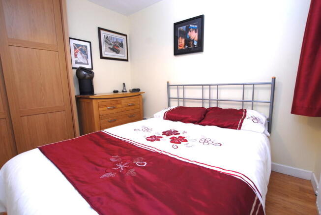 Photo 11