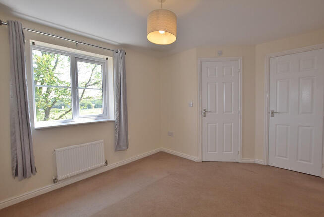 3 bed End of Terrace to rent Image 10