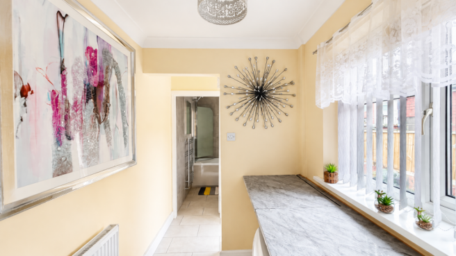 3 bed Terraced for sale Image 4