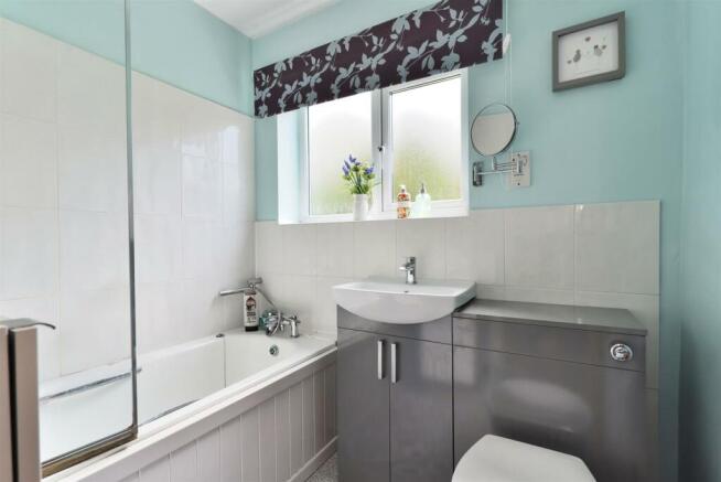 3 Bull Farm Cottages Letton - (29).jpg