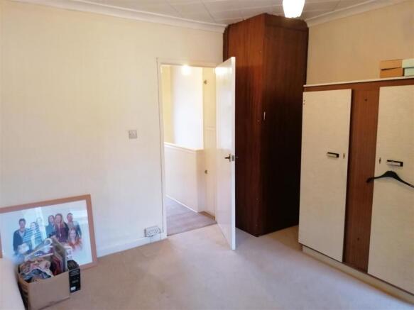 Bedroom 1 (Front)