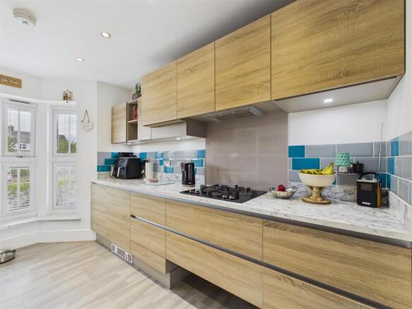 3 bed Semi-Detached for sale Image 5