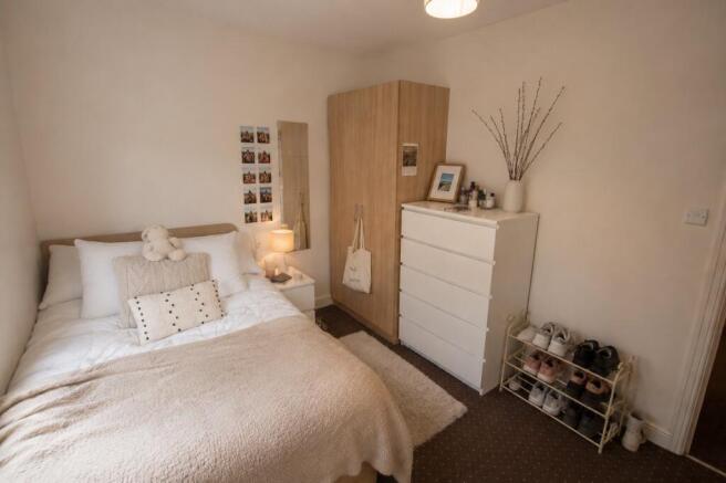 3 bed Terraced to rent Image 5
