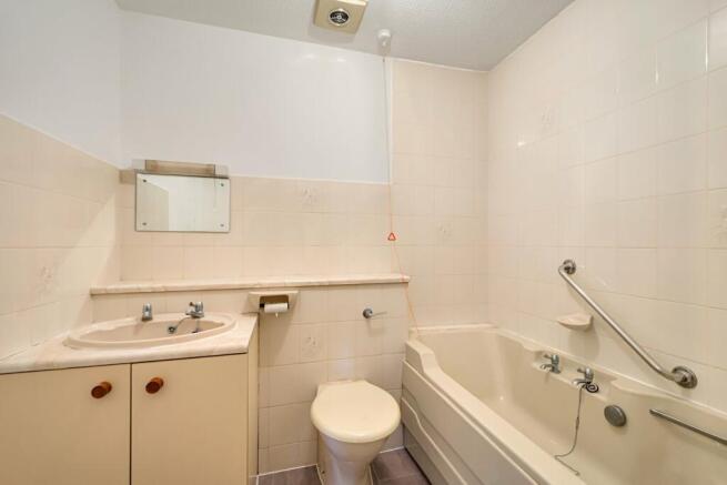 Photo 10