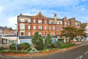 18, 65 75 Greystone Court, South Street, Eastbourne BN21 4LP