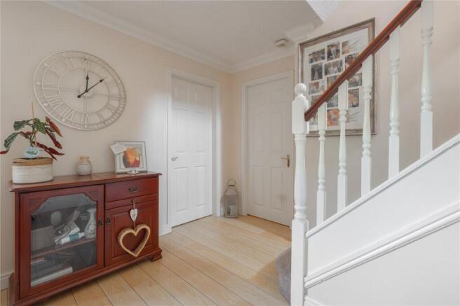 4 bed Detached for sale Image 7