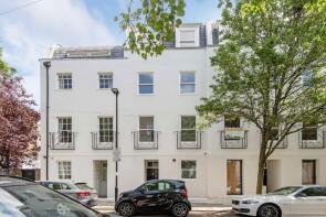 10, Tyndale Terrace, London N1 2AT