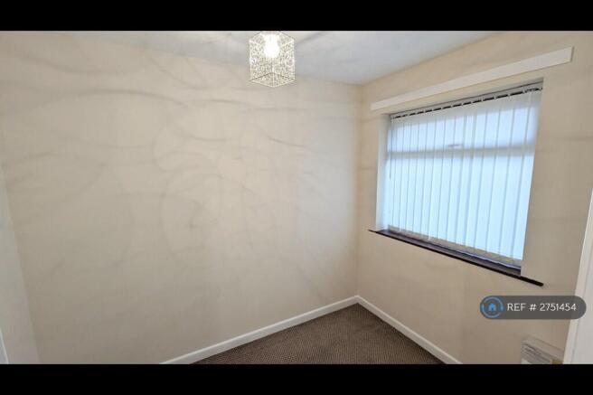 2nd Bedroom