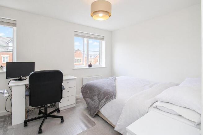2 bed Town House for sale Image 9