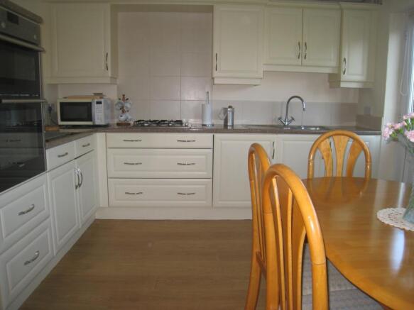 Breakfasting Kitchen