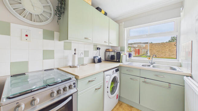 CAM04968G0-PR0098-STILL005