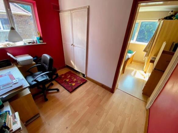 OFFICE/BEDROOM